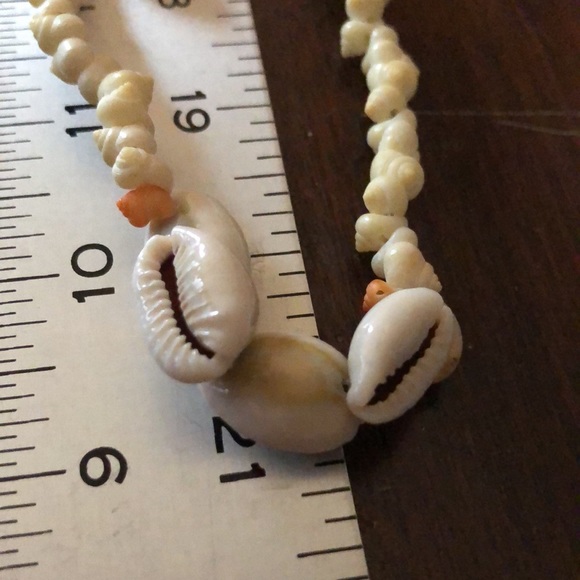 Graceful Ei Pupu Sunrise Lei - Picture 6 of 6